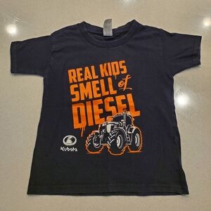 "Real Kids smell of Diesel" Kubota t-shirt. Size 5T